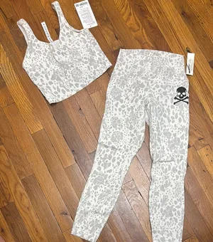 Lululemon X Soulcycle thumbnail 1