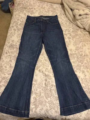 Jennifer Kimes Jeans thumbnail 1