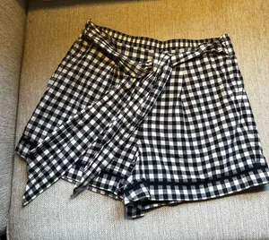 Loft Black and White Gingham Women's Shorts thumbnail 1