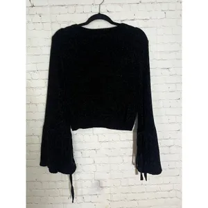 Lovers + Friends Parkwood Black Chenille Knit Tie Bell‎ Sleeve Cropped Sweater M thumbnail 7