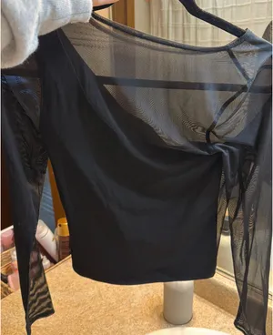 Abercrombie Black Sheer Long Sleeve thumbnail 4