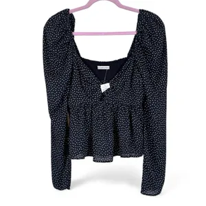 Abercrombie & Fitch Black Polka Dot Puff Sleeve Blouse Womens M Cropped Smocked thumbnail 2