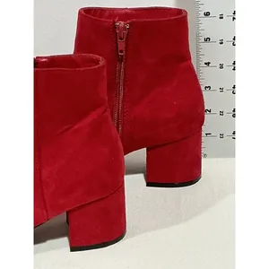 Woman’s Shein Rapid 01 Size 7 Red Pointed Toe Side Zip Chunky Heel Ankle Bootie thumbnail 5