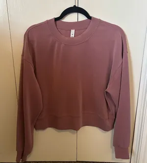Lululemon Softstreme Crew Cropped thumbnail 1