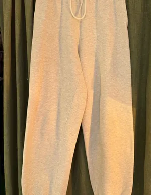 Aritzia Sweatpants thumbnail 1