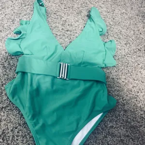 Davi &‎ Dani Green One-piece Swimsuit Belted sz S bathing suit thumbnail 2