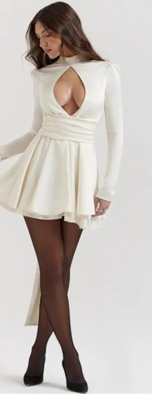 NWOT HOUSE OF CB 'Aryana' Ivory Bow Long Sleeves Mini Dress sz XS thumbnail 1