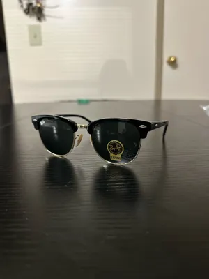 Ray-Ban Sunglasses thumbnail 4