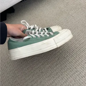 Converse Sneakers in Green and White thumbnail 3