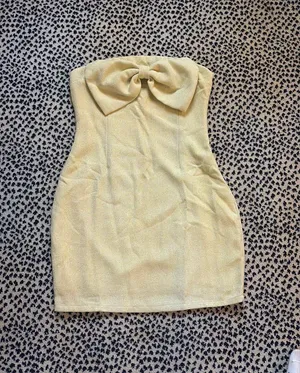 Yellow dress Size 6 thumbnail 1