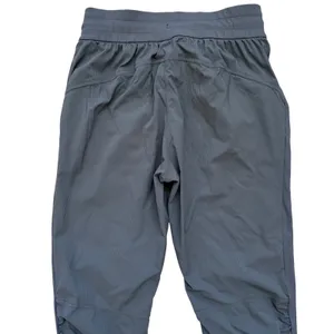 Lululemon Beyond the Studio Jogger Women 8 Graphite Herringbone‎ Ruched Pant thumbnail 2