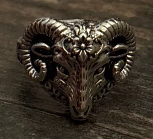 Ram head silver plated ring size 8 thumbnail 1