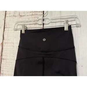 Lululemon In Movement Tight High Rise 25" *Everlux Leggings Size 2 thumbnail 3