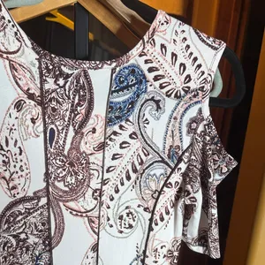 Sami & Jo Cold Shoulder Fit & Flare Paisley Midi Dress Size Small thumbnail 8