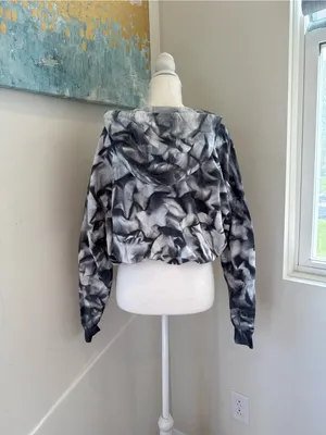 lululemon athletica LA All Yours Bubble Hem Light Gray Hoodie Size 6 thumbnail 2