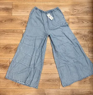 Mango Light Wash Denim Wide Leg Pants NWT Size M thumbnail 1