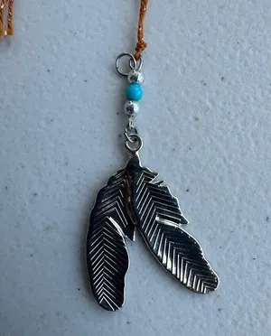 Vintage Native American Indigenous Inspired Navajo Double Feathers Pendent thumbnail 3