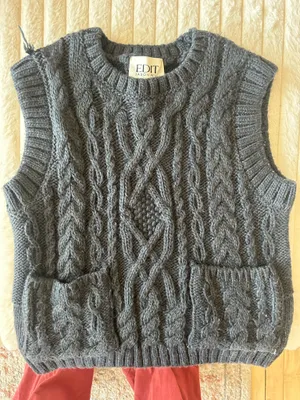 Sweater vest Gray Size M thumbnail 1