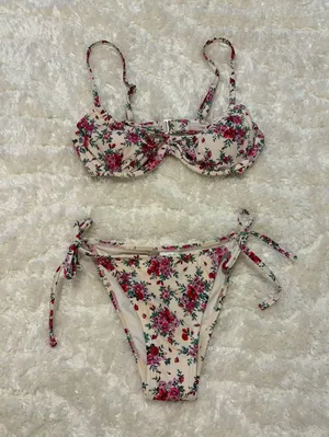 Bikini Set Target thumbnail 1