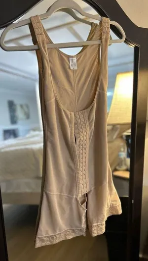 NEW Bodysuit Tummy Control Shapewear S thumbnail 1