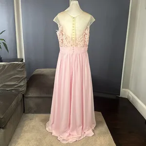 Woman’s Pink Formal Dress Gown with Sheer Lace Top Leg Slit Zip Back Size 14 thumbnail 5