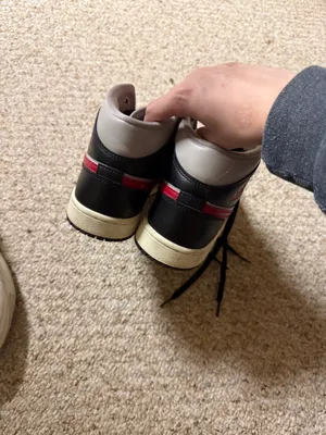 Nike air jordans thumbnail 3