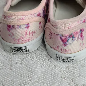 The Bradford Exchange Lena Liu breast cancer shoes 6.5 thumbnail 6