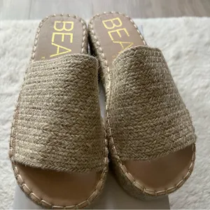 Beach tan Platform Slides Size 6 thumbnail 1