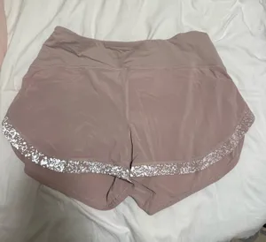 Lululemon Shorts thumbnail 4