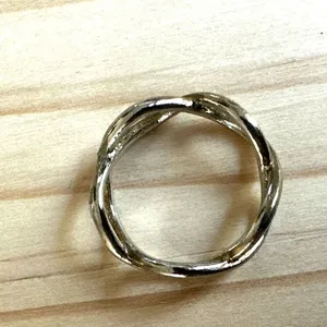Infinity Twist Band Ring thumbnail 7