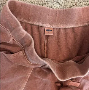 Old navy sweat shorts  thumbnail 2