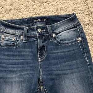 Miss Me Stylish Mid-Rise Skinny Blue Embroidered Women's Jeans Size 27 thumbnail 3