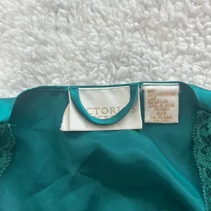 Victoria's Secret Gold Tag Emerald Lace trim robe thumbnail 2