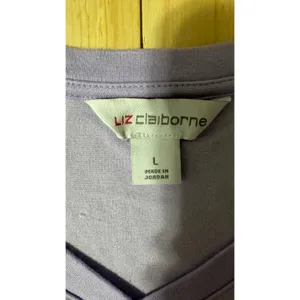 Liz Claiborne Womens Large Lavender V-Neck Puff Short Sleeve‎ Smocked Cuff Top thumbnail 2