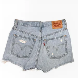 Levis 501 Original High Rise Distressed Denim Shorts‎ Light Wash W25 Booty Party thumbnail 2