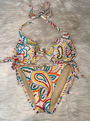 VICTORIA'S SECRET Paisley String Bikini Underwire Halter Style Size 34B / Small thumbnail 1