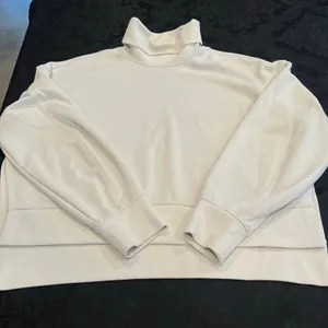 Lululemon Softstreme Turtleneck Pullover White Opal 6 women thumbnail 1