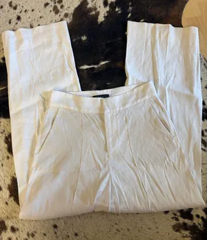 Alice + Olivia Classic White Wide Leg Trousers Size 4 thumbnail 1