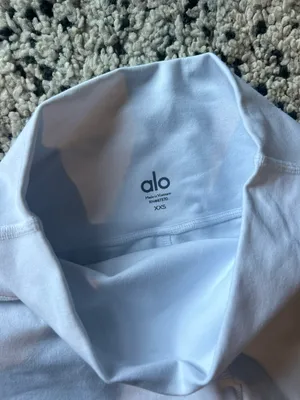 Alo Biker Shorts thumbnail 3