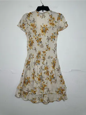 Love Crazy Women's M Cream Floral Smocked-Waist Mini Dress V-Neck/Ties Front thumbnail 3
