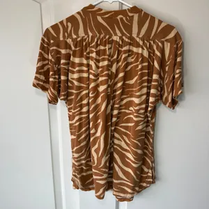 Anthropologie Maeve Windham‎ Zebra Stripe Tunic in Cedar Orange Womens Medium thumbnail 5