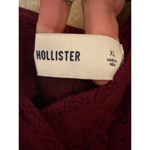 Hollister Burgundy Crochet Lace Smocked Back Babydoll Top XL Long Sleeve Plum thumbnail 3