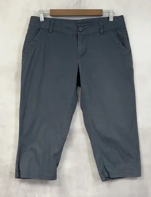 Columbia Capris Pants Women‎ 8 Gray Cotton Outdoor Hiking Gorpcore Minimalist thumbnail 1