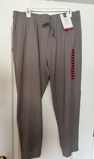 Members Mark Joggers thumbnail 1