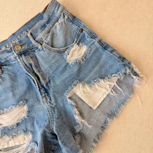 American Eagle Highest Rise 90s Boyfriend Cutoff Shorts Light Wash Distressed 4 thumbnail 6