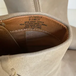 Lucky Brand Ankle Boots 6.5M Tan Faux Leather Western Booties Zip Side Stitching thumbnail 5