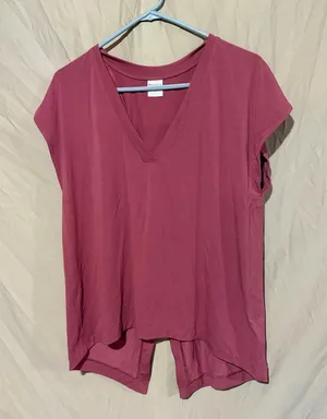 Athleta T-shirt thumbnail 1
