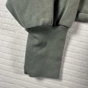 Old Navy Women’s XL Olive Green Just Vibing Graphic Cropped Sweatshirt thumbnail 7
