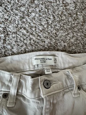 Abercrombie Jeans Curve Love The Baggy Low-Rise thumbnail 3