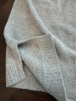 Old Navy Women’s Crewneck Sweater in Light Gray Size Large - C58-023 thumbnail 6